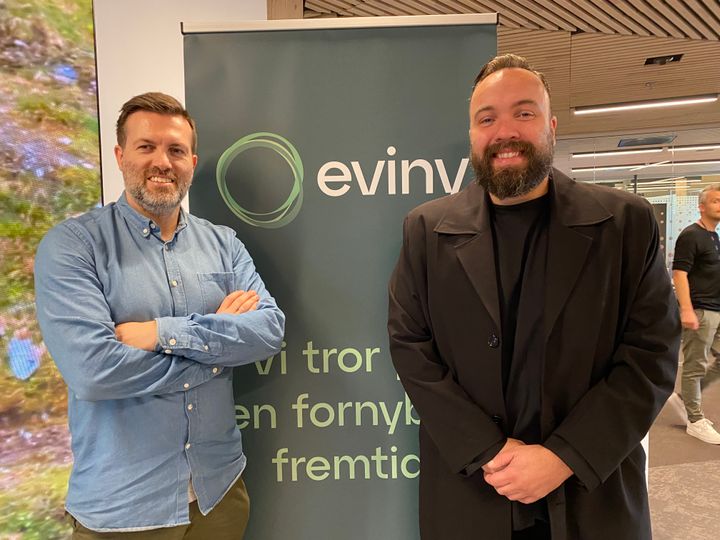 Markevaresjef Alexander Solberg i Eviny (t.v) og kommersiell direktør Ketil Børstein Stensrud i Palmesus AS.