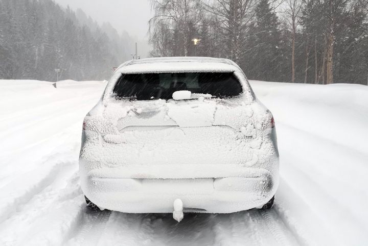 Forbered bilen din på vinteren så du kommer vel frem når kulda setter inn. (Foto: NAF)