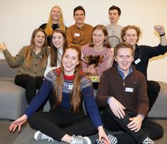 NTNU-gjengen håper at det er de som får flytte inn i AF-kollektivet neste studieår. Foto: Kjersti Johannessen/AF Gruppen.