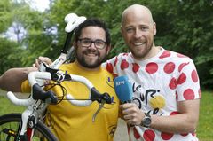 Kommentatorene Patrick Sten Rowlands og Carl Andreas Wold. Foto: Ole Kaland / NRK