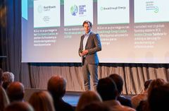 Gustav Gotteberg, seniorpartner i BCG, mener bærekraft, digitalisering og lønnsomhet ofte kan være tre sider av samme sak. Foto: Guro Beitohaugen, BCG