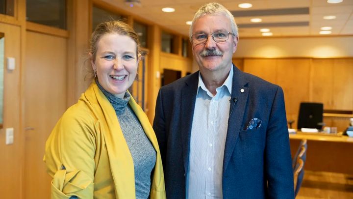 Leder for bærekraft, Karoline Bakka Hjertø og konsernsjef Richard Heiberg i SpareBank 1 Østlandet.