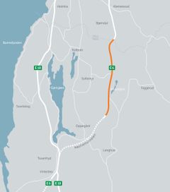 Kartutsnittet viser den aktuelle strekningen hvor veien blir tilbakeført slik den var før det midlertidige kollektivfeltet ble etablert. Illustrasjon: Jon Opseth