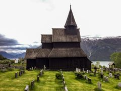 Urnes stavkirke i Sogn og fjordane er landets eldste stavkirke. Den er også på UNESCOs verdensavliste, og brannsikres av COWI.