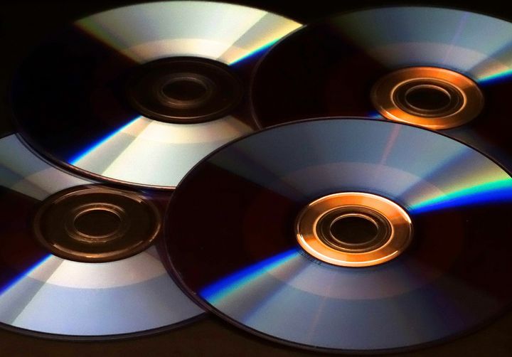 Distributørene trenger ikke lenger å registrere eller å betale gebyr for registrering og merking av DVD, Blu-ray og Video On Demand (videogram). Foto Medietilsynet