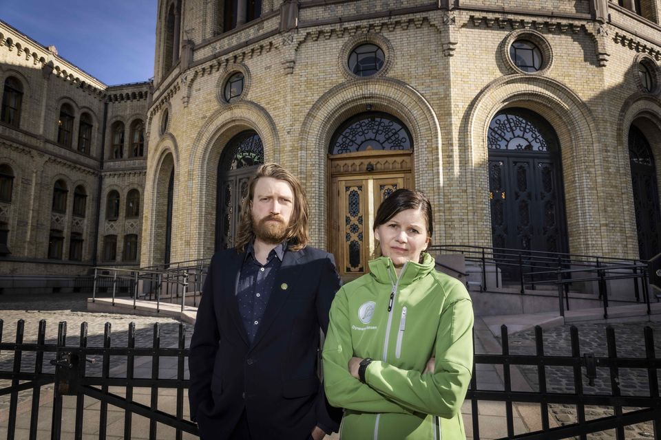 Politisk seniorrådgiver Christian Danielsen og kommunikasjonsleder i Dyrevernalliansen, Live Kleveland. 