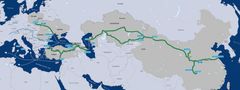 Den transkaspiske internasjonale transportruten (TITR) starter fra Sørøst-Asia og Kina, går gjennom Kasakhstan, Det kaspiske hav, Aserbajdsjan, Georgia og videre til europeiske land. Bilde: middlecorridor.com