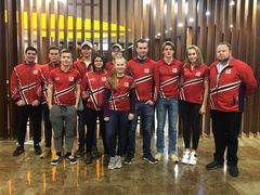 Lagbilde tatt i Samsun. F.venstre: Marius Halvorsen, Trym Isnes, Sander Figved, Sander Hasthi, Laila Fevang, Paul Andre Hagen, Katrine Hillestad, Mads Haugseth, Anders Faugstad, Sunniva Lislevand og Morten Bøe. Foto: Marius Halvorsen