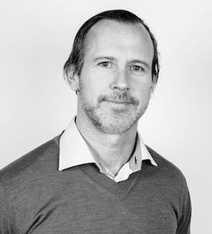 Petter Lassen er skadesjef på reise i Frende Forsikring.