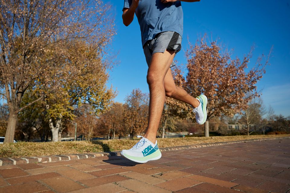 Hoka joggesko er en av de heteste januar-trendene hos sportsbutikkene