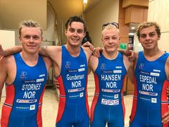 På bildet: Casper Stornes, Jørgen Gundersen, Espen Hansen og Endre Espedal.