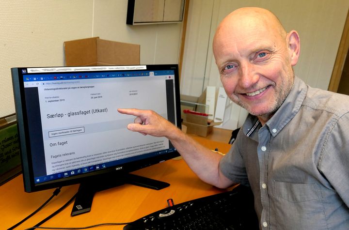 Per Henning Graff i læreplangruppen for glassfaget oppfordrer alle til å både lese og vurdere innholdet i skissen til ny læreplan.
