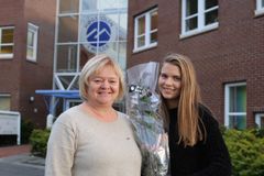 FAG- OG PROFESJONSFORENING: FO-leder Mimmi Kvisvik er fornøyd med at vernepleierstudent Marie Volden nå er fagorganisert.