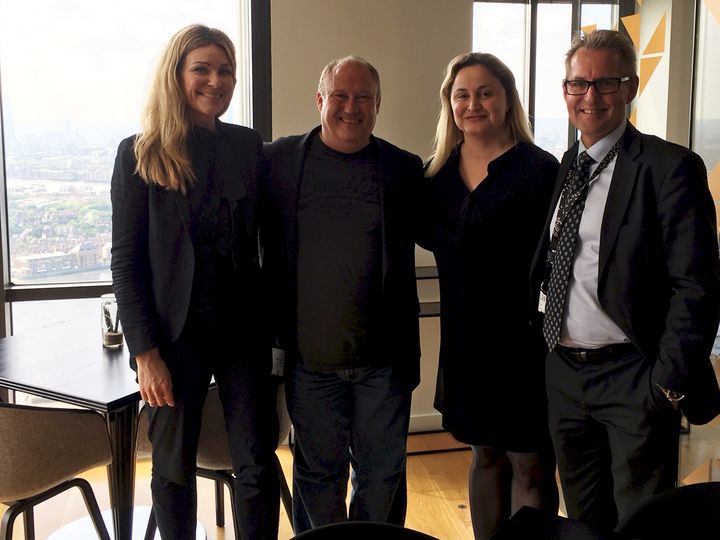 Hilde Hukkelberg, leder av Innovasjon Norges kontor i London, Jostein Svendsen, seriegrunder og daglig leder i FMB Development, statssekretær Dilek Ayhan og Atle Idland, leder av Corporaters kontor i London.(Foto: Innovasjon Norge)