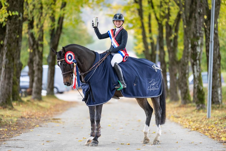 Emma Tallulah Behn tok NM-gull | Norges Rytterforbund