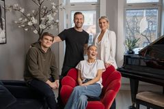 David Eriksen, Hedvig Sophie Glestad, Lucas Zedine Eriksen og Andrea Zeline Eriksen. Foto: TV 2