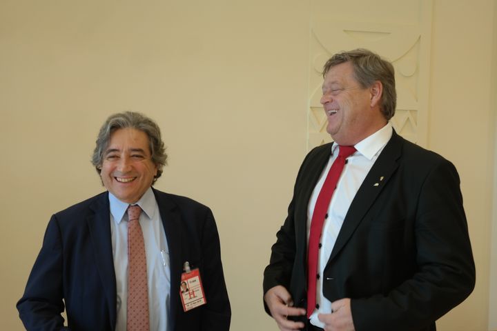 Fiskeri- og sjømatminister Harald T. Nesvik møtte Portugals nye havminister Ricardo Serrão Santos.