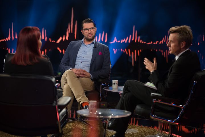 Jimmie Åkesson og samboer og partikollega Louise Erixon hos Fredrik Skavlan. Foto: Johan Halsius, Monkberry/TV 2