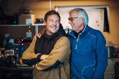 Niklas Silseth Baarli og Lars Baarli. Foto: Helene Kjærgaard Sviland/TV 2.