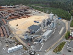Pelletsfabrikken i Karlskoga blir bygd etter modell fra Moelvens første pelletsfabrikk her på Sokna. Den var i drift fra 2020.