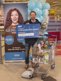 Tom Petter Jensen ble trukket ut som vinner han også - for i Coop er alle vinnere