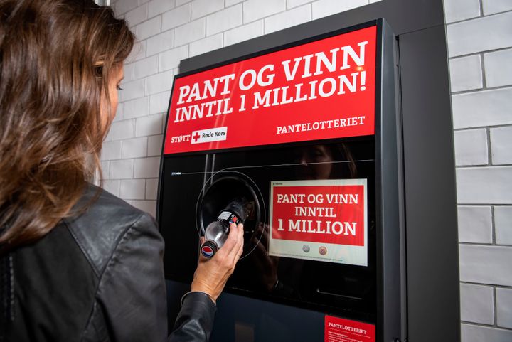 Nylig vant en Oslo-kvinne én million kroner, etter å ha satset 60 kroner i pant. Illustrasjonsfoto: Pantelotteriet