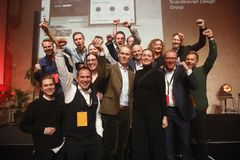 Fornøyde vinnere av DOGA-prisen for beste tjenestedesign. Foto: Sverre Chr. Jarlid