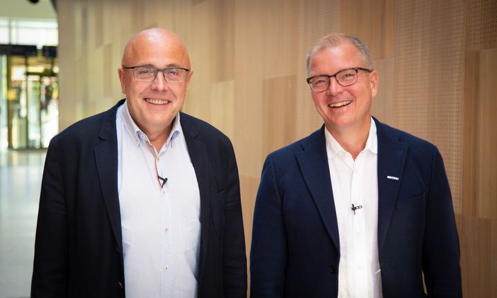 Administrerende direktør for Helse Midt-Norge, Stig A. Slørdahl og dekan ved Fakultet for medisin og helsevitenskap, NTNU, Björn Gustafsson.