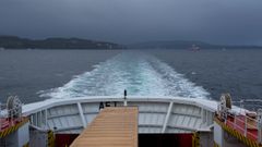 Samferdselsministeren og kommunal- og moderniseringsministeren skal på befaring av Hordfast-prosjektet og ta ferja over Bjørnafjorden. Foto: Henrik Jonassen/SD