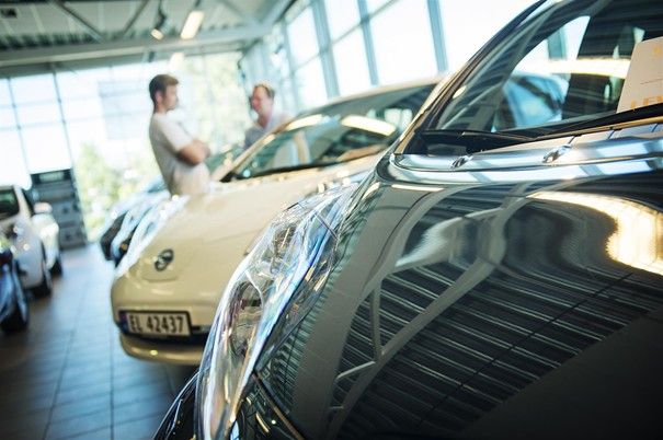 Det kommer mange spennende elbilmodeller i 2019, men realiteten er at det er ventelistene som åpner og ikke bilene som kommer i butikkene. (Foto: NAF)