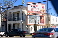 Sirenes Flower Garden - New Orleans