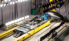 Et omfattende testrigg sørger for helt lik testing av alle boksene under nøyaktig samme forhold. Alt er filmet med høyhastighetskamera. Se film i de enkelte testene på naf.no. (Foto: NAF/Testfakta)