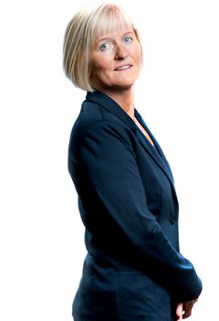 - Det er uakseptabelt at KA har satt prester, diakoner og andre kirkelige ansatte i en situasjon der vi måtte gå til streik, nå rett før jul og i koronatiden, sier Ragnhild Lied, leder i hovedorganisasjonen Unio.