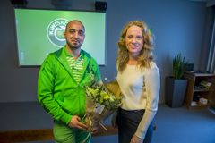ØNSKET VELKOMMEN: – KIWI ønsket meg og min familie velkommen fra første dag. Takket være det fikk jeg meg en utdannelse og en lederjobb, noe jeg aldri hadde trodd var mulig da jeg flyktet fra Syria. Nå er både jeg og kona mi ansatt i samme KIWI-butikk. Det samme er min kones to brødre, hennes søster og søsterens mann, sa Osama Alnobani under rapportlanseringen.