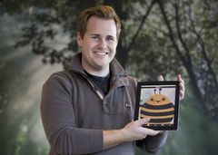 Gartner Glenn Morten Martiniussen har laget en blomsterapp for å hjelpe deg i hagen