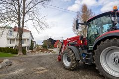 Mange bønder har behov for å oppgradere både varslingssystem, det elektriske anlegget og slukningsutstyr.