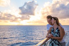 En fersk reiselivs undersøkelse viser at nå drømmer vi om ferie for å få fart på romantikken. Her fra dekk med Norwegian Cruise Line.