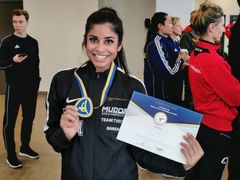 Nina Bansal topper verdensrankingen for taekwondo mønster. Her fra tidligere stevne. Foto: Norges Kampsportforbund.