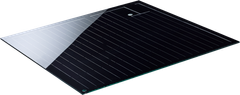 Solcelle-taksteinen "Sunstyle" er laget i sort, herdet sikkerhetsglass og tåler ekstreme værforhold. Foto: Otovo