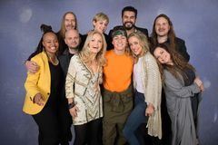 ARTISTENE I «ÅRHUNDRETS STEMME»: Nosizwe Baqwa, Øivind «Elg» Elgenes, William Hut, Guri Schanke, Frida Ånnevik, Daniel Owen, Chris Medina, Jannike Kruse, Eirik Søfteland og Marianne Sveen. Foto: Espen Solli/TV 2