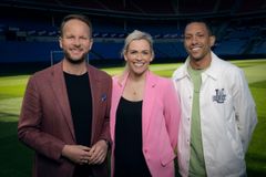 Andreas Hagen, Carina Olset og Tete Lidbom er noen av profilene som skal jobbe med fotball-EM for NRK. Foto: Julia Marie Naglestad/NRK/TV 2