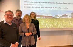 F.v. Halle Arnes (NLR), Bjørn Hvaleby (Stiftelsen Norsk Mat/KSL), Aina Winsvold og Brit Logstein (begge Ruralis).