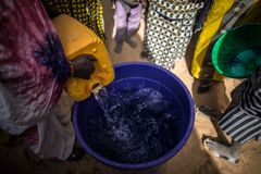 Mer enn 2,3 mennesker i verden har usikker tilgang på vann ifølge en ny FN-rapport. Foto: UN Photo/Harandane Dicko
