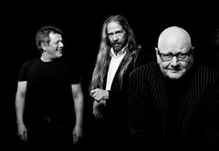 Dance With A Stranger kommer til «Allsang på Grensen» i sommer.