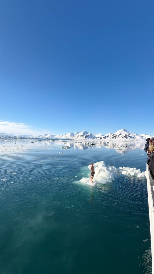 Svalbard-death-dive-stills-2