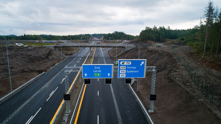 Nye Veiers første åpnede prosjekt: E18 mellom Tvedestrand og Arendal. Prosjektet åpnet tre måneder før planlagt.