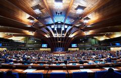 Europarådets parlamentarikerforsamling under åpningen av vintersesjonen 2019. Foto: Candice Imbert/Europarådet.