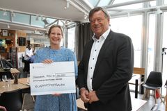 Fiskeriminister Harald T. Nesvik og daglig leder Maren Skjelde i Gladmatfestivalen.