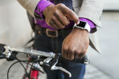 Med Verisure-appen til Apple watch kan man følge med på huset hvorsomhelst, nårsomhelst.