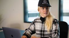 Amalie Snøløs viser HEPAcap i praktisk bruk.
Foto: Ottar Jensen
